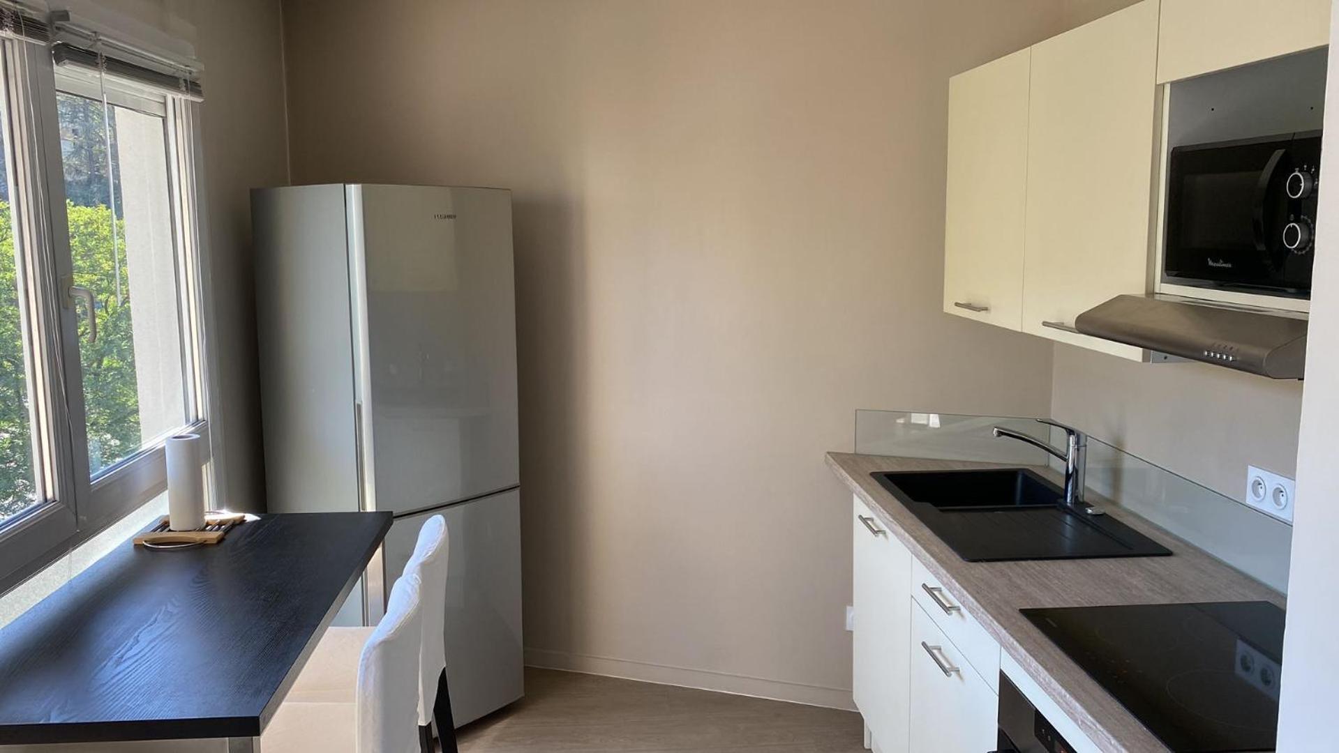 Appart' Hotel Fauriel Saint Etienne Avec Parking Екстер'єр фото